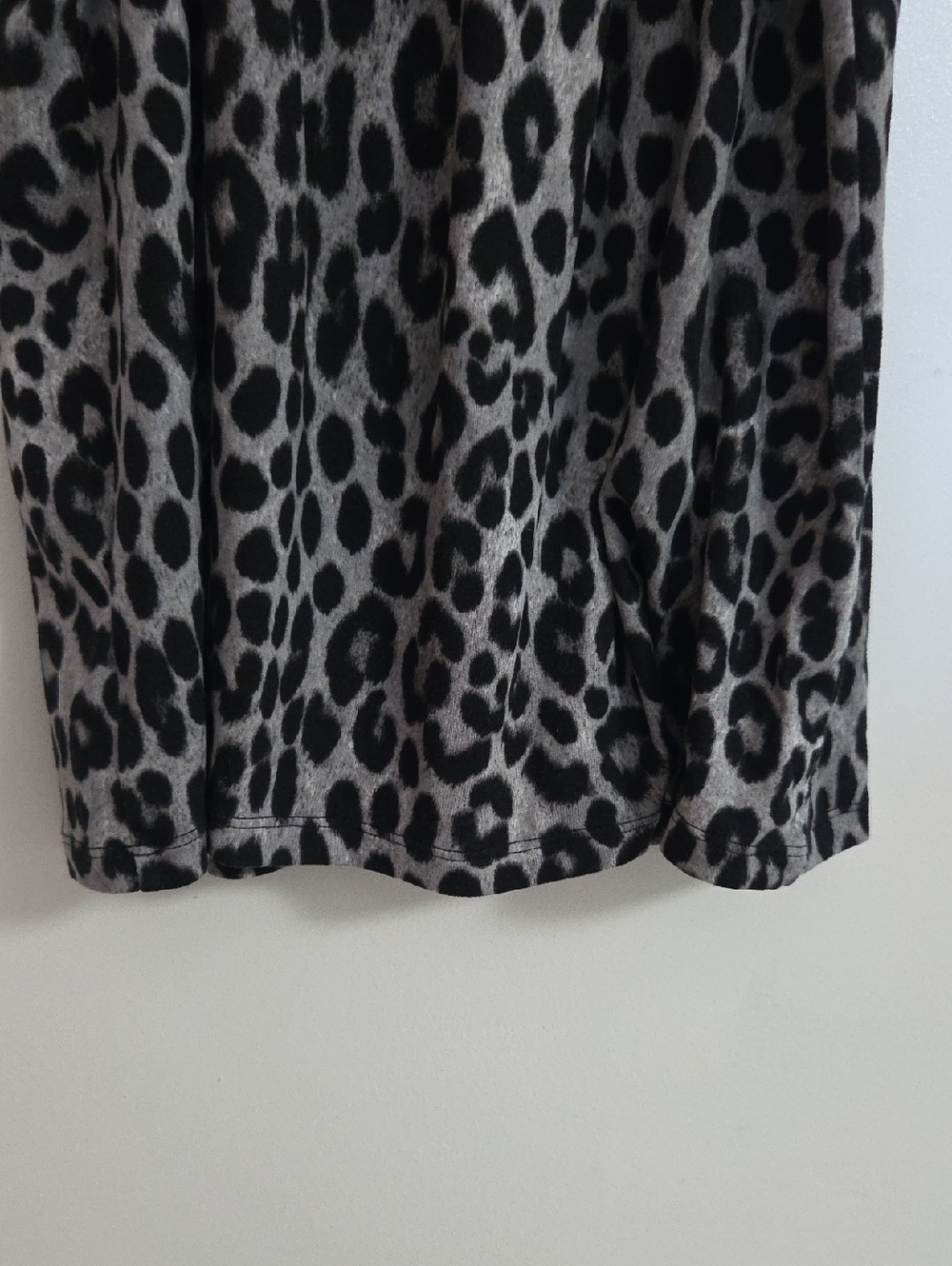 Michael Kors Black and Gray Leopard Halter Tank Medium - Picture 8 of 10